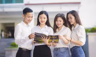Sinh viên ĐH Sư phạm Hà Nội.