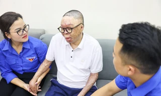 Ban Bí thư T.Ư Đoàn thăm, tặng quà Thượng úy Đinh Văn Dương