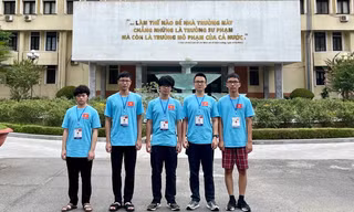 Đội tuyển học sinh Việt Nam tham dự Olympic Vật lý Quốc tế 2021 (IPhO 2021).