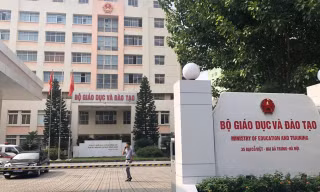 Bộ GD - ĐT thông tin về việc luyện thi và đề môn Sinh học