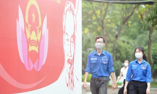 Sinh viên Học viện Nông nghiệp Việt Nam hăng hái tham gia bầu cử Hội đồng nhân dân các cấp.