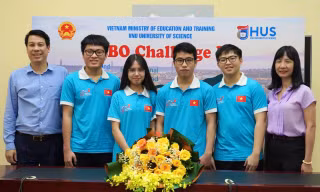 Đội tuyển quốc gia Việt Nam tham dự kỳ thi Olympic Sinh học Quốc tế năm 2021.