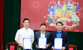 Trao 8.000 phần quà tặng người lao động trẻ để ‘Cùng nhau làm nên Tết’