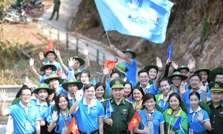 Sứ mệnh viết tiếp câu chuyện hoà bình của sinh viên Việt Nam