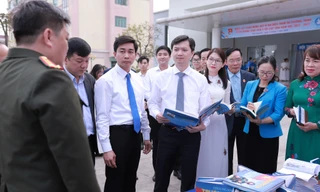 Triển lãm ‘Sinh viên Thái Nguyên với Biển đảo Tổ quốc’