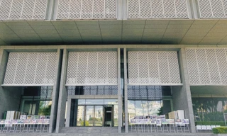 Những góc chụp thu hút bạn trẻ tại Bảo tàng Hà Nội