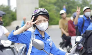 'Cú đúp' danh hiệu 'đỉnh chóp' của cô sinh viên Công nghệ