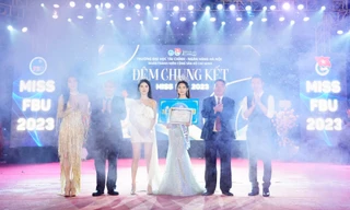 Tân Hoa khôi trường ĐH Tài chính Ngân hàng Hà Nội sinh năm 2003