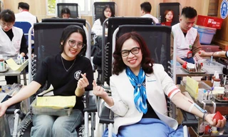 Những câu chuyện ấm áp từ ‘Đội Máu Mở’