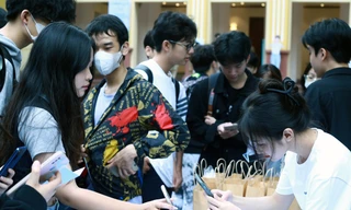 Hàng trăm sinh viên tìm hiểu về thông điệp 'sống Xanh'