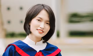 Nữ sinh giành học bổng nhờ tài năng hội hoạ