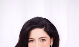 Người đẹp top 5 Miss World Việt Nam mong Hội có thêm nhiều hoạt động quan tâm đến sinh viên