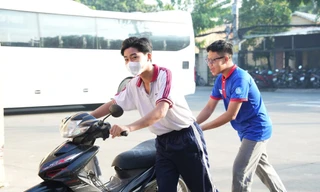 Chiến sĩ áo xanh và những dấu ấn 'Tiếp sức mùa thi' 2025