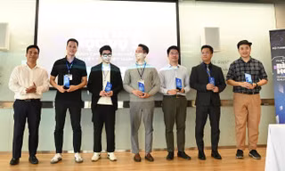 Phong trào ‘Bình dân học vụ số’: Bước tiến đột phá giúp thanh niên khuyết tật làm chủ công nghệ