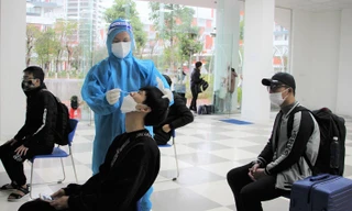 Hơn 1.000 tân sinh viên xuất quân học ‘kỳ quân sự’