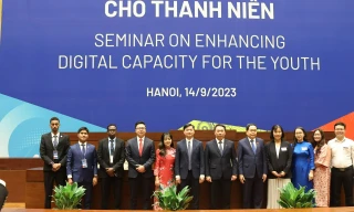 Tọa đàm về 'Tăng cường năng lực số cho thanh niên'