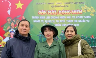 Thanh niên Thủ đô hăng hái lên đường nhập ngũ năm 2025