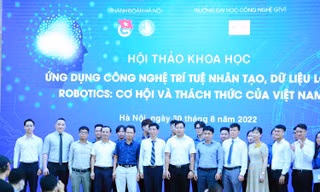 Sinh viên Thủ đô chuyển mình thành công dân số