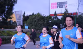 Những thủ lĩnh thanh niên hưởng ứng chặng 11 chương trình ‘Những bước chân vì cộng đồng’