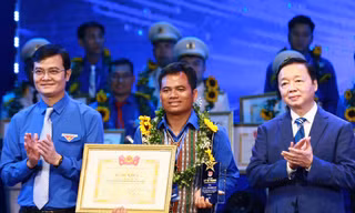 Công bố 100 cán bộ Đoàn nhận ‘Giải thưởng Lý Tự Trọng năm 2025’ 