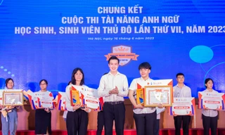 Bùng nổ vòng Chung kết cuộc thi Tài năng Anh ngữ Thủ đô