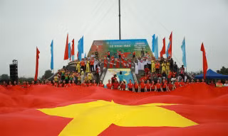 Lễ Thượng cờ Tổ quốc bên đôi bờ Hiền Lương - Bến Hải: Biểu tượng của hoà bình và thống nhất 
