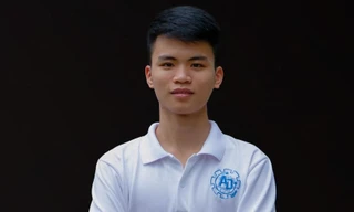 Hai chàng sinh viên chiết tách nước sạch từ những điều không tưởng