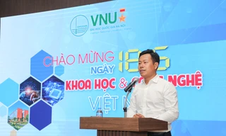 Các nhà khoa học là trụ cột vững chắc để xây dựng đại học nghiên cứu, đổi mới sáng tạo