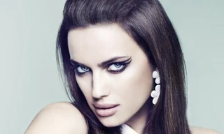 Bồ Ronaldo lạnh lùng vẫn quyến rũ