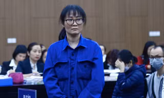 Giúp ‘siêu lừa’ chiếm đoạt hàng trăm tỷ, nhóm cán bộ VietABank đổ lỗi cho nhau