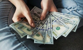 Thủ đoạn lừa tiền gia đình nhà vợ của gã con rể ngoại quốc 