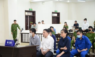 Tòa không chấp nhận đơn kháng cáo thay cho bà Nguyễn Thị Thanh Nhàn cùng nhóm bị cáo bỏ trốn