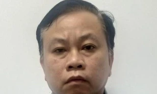 Bắt Phó trưởng Ban quản lý các khu công nghiệp Bình Dương 