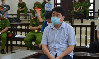 Hình ảnh cựu Chủ tịch Hà Nội Nguyễn Đức Chung tại phiên phúc thẩm vụ Redoxy-3C