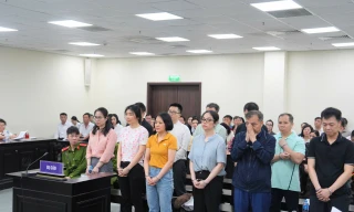 Giám đốc Cty Cổ phần Vàng Phú Cường hầu tòa vì vận chuyển trái phép 426 triệu USD qua biên giới