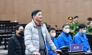 Cựu Bí thư, cựu Chủ tịch UBND tỉnh Lâm Đồng khai lý do nhận tiền của đại gia Nguyễn Cao Trí