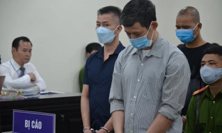 Nhân viên y tế khai lý do không báo cáo việc bệnh nhân tâm thần biến buồng bệnh thành phòng bay lắc