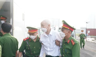 Con gái cựu Chủ tịch Tổng Công ty 3/2 mong tòa xem xét lại cáo buộc tham ô tài sản