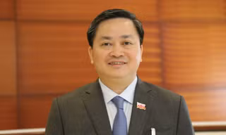 Ông Lê Đức Thọ nhận hối lộ hơn 1 triệu đô la, xe sang và đồng hồ xa xỉ