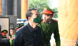 Cựu Thứ trưởng Bộ Ngoại giao Tô Anh Dũng khóc vì làm mất uy tín của Đảng, Nhà nước