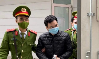 Giám đốc Cty Đông Kinh khai tìm 'quân xanh' thông thầu vì áp lực từ Cty Nhật Cường