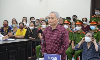 Bắt đầu xét xử cựu Chủ tịch Trung tâm hỗ trợ người nghèo lừa đảo người nghèo 