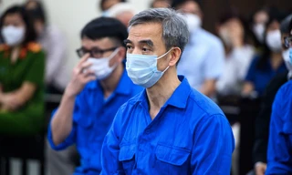 Hưởng nhiều tình tiết giảm nhẹ, cựu Giám đốc Bệnh viện Tim Hà Nội lĩnh 3 năm tù