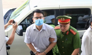 Cựu Đại sứ, Tổng lãnh sự quán khai về việc ‘làm giá’ với hàng nghìn du học sinh và tù nhân