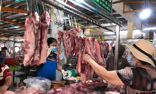 Thịt heo về nhiều, giá tăng nhanh nhưng sức mua không cao