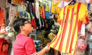 Nở rộ dịch vụ ăn theo World Cup