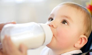 Trẻ em cần đủ vi chất dinh dưỡng để phát triển