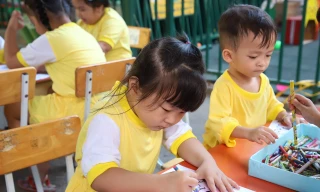 Nhiều hoạt động chăm sóc, vui chơi cho trẻ nhân ngày Thế giới nhận thức về tự kỷ