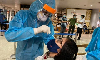 Xét nghiệm COVID-19 tại TPHCM (ảnh: HCDC)