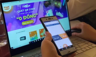 Ngân hàng Nhà nước muốn hạn chế dùng tiền mặt mua sắm